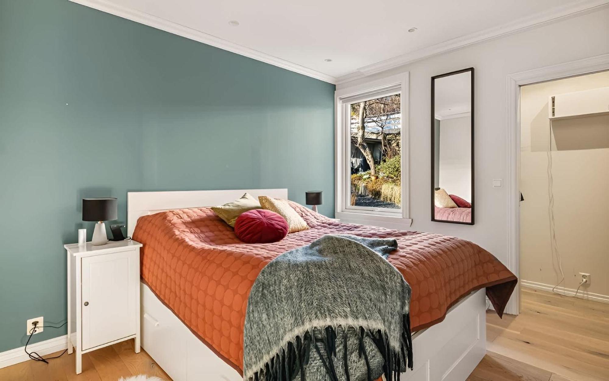 Peaceful With Balcony - Near Tram & Trails Apartment Bergen